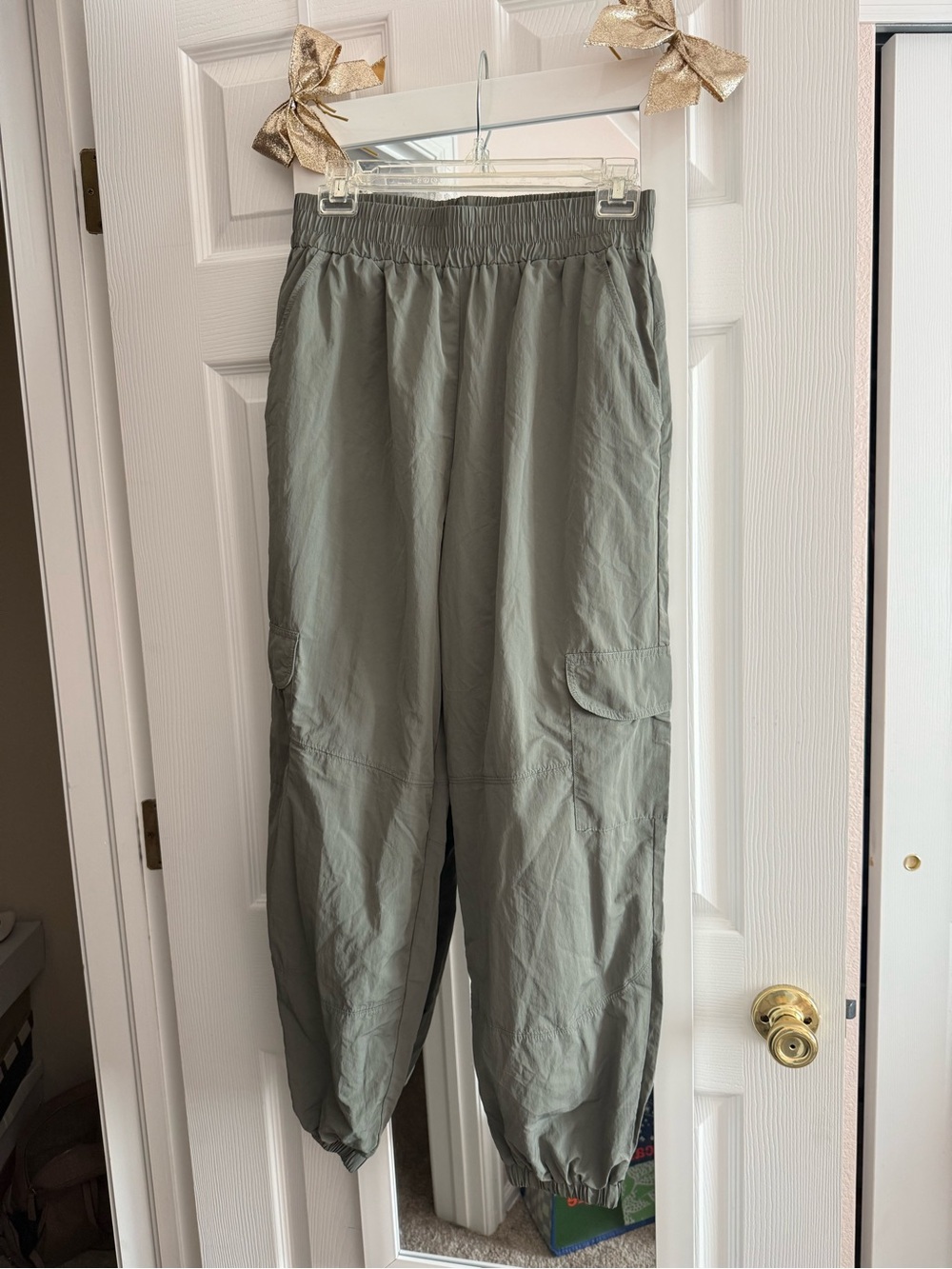 Forever 21 Olive Green Women's Cargo Joggers